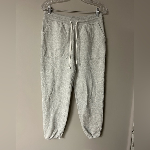 American Eagle Light Grey Sweatpants - Picture 1 of 3